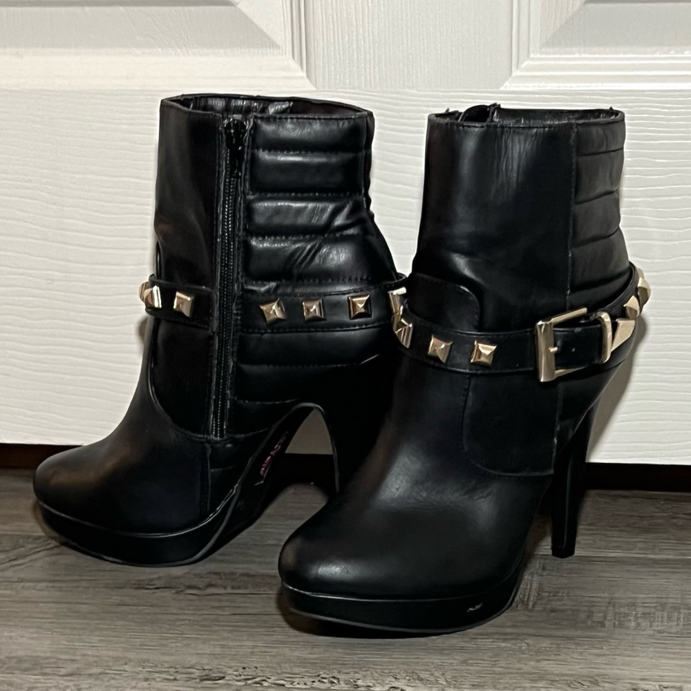 Pink & Pepper Studded Ankle Boots